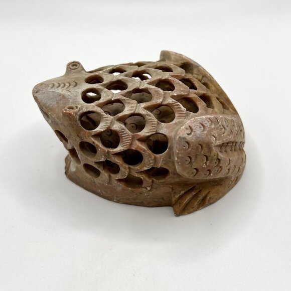 Vintage Hand Carved Indian Soapstone Jali Frog Sculpture w/ Inner Figurine Boho - Picture 3 of 6